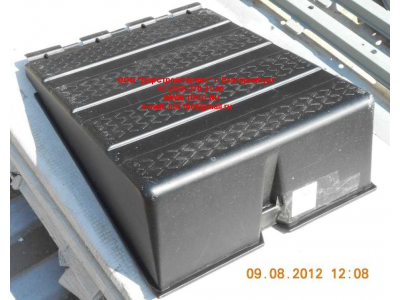 Крышка аккумулятора SH F3000 SHAANXI / Shacman (ШАНКСИ / Шакман) 81.41860.0058 фото 1 Курган